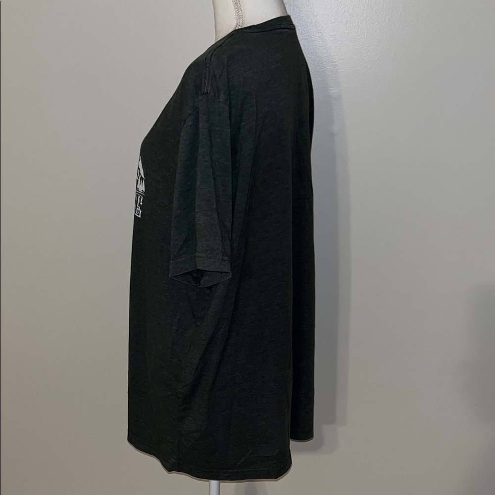 Outlander Fraser’s Ridge Green Tee - Picture 3 of 6